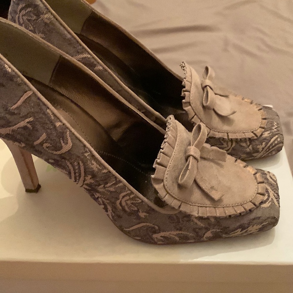 Max studio size 9